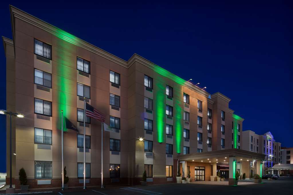 Fairfield Inn & Suites By Marriott New York Staten Island Exterior foto